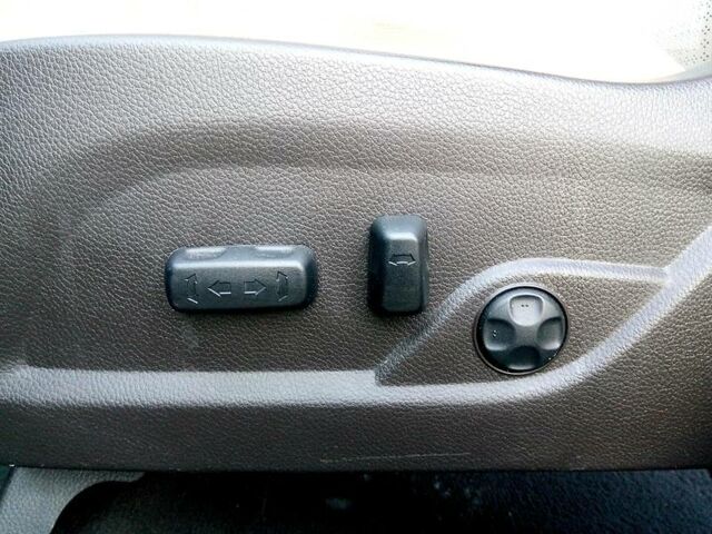 Черный Хендай Санта Фе, объемом двигателя 2.4 л и пробегом 136 тыс. км за 13750 $, фото 10 на Automoto.ua