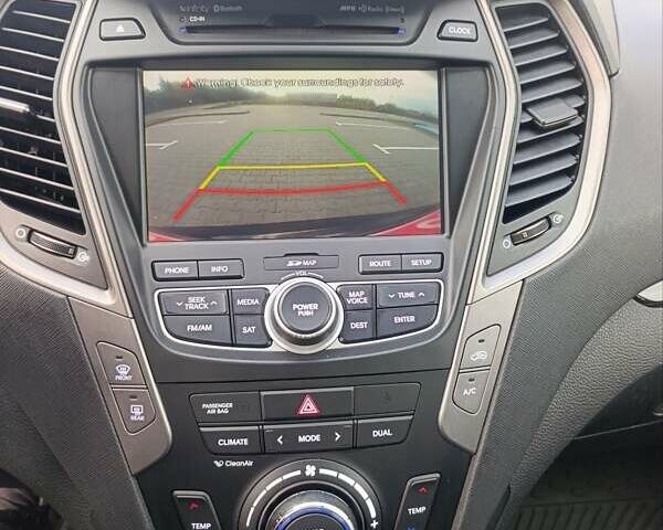 Хендай Санта Фе 2013 в Луцке на Automoto.ua Черный Хендай Санта Фе, объемом двигателя 2 л и пробегом 259 тыс. км за 12800 $, фото 16 на Automoto.ua