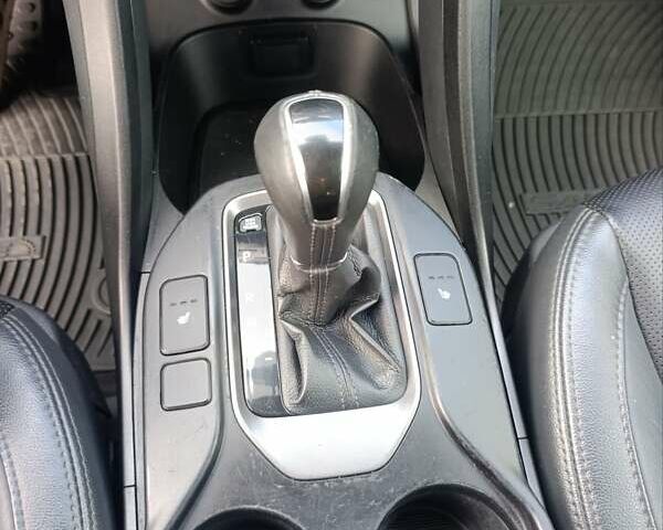 Хендай Санта Фе 2013 в Луцке на Automoto.ua Черный Хендай Санта Фе, объемом двигателя 2 л и пробегом 259 тыс. км за 12800 $, фото 10 на Automoto.ua