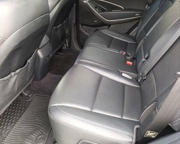 Хендай Санта Фе 2013 в Луцке на Automoto.ua Черный Хендай Санта Фе, объемом двигателя 2 л и пробегом 259 тыс. км за 12800 $, фото 11 на Automoto.ua