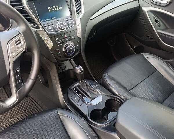 Хендай Санта Фе 2013 в Луцке на Automoto.ua Черный Хендай Санта Фе, объемом двигателя 2 л и пробегом 259 тыс. км за 12800 $, фото 17 на Automoto.ua