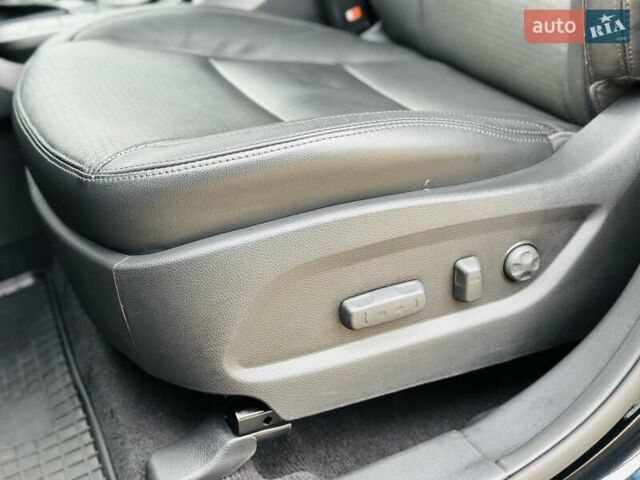 Черный Хендай Санта Фе, объемом двигателя 2.2 л и пробегом 137 тыс. км за 17800 $, фото 37 на Automoto.ua