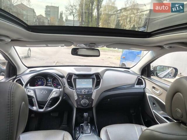 Черный Хендай Санта Фе, объемом двигателя 2.36 л и пробегом 170 тыс. км за 14200 $, фото 8 на Automoto.ua