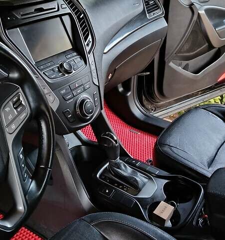 Черный Хендай Санта Фе, объемом двигателя 1.99 л и пробегом 182 тыс. км за 17499 $, фото 25 на Automoto.ua