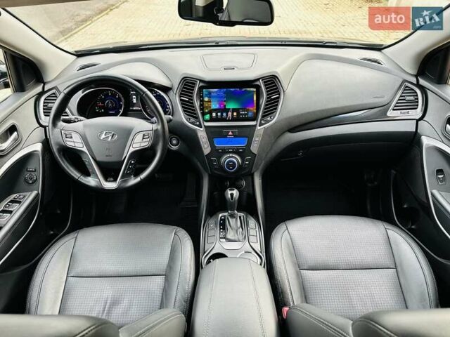 Черный Хендай Санта Фе, объемом двигателя 2.2 л и пробегом 137 тыс. км за 17800 $, фото 22 на Automoto.ua