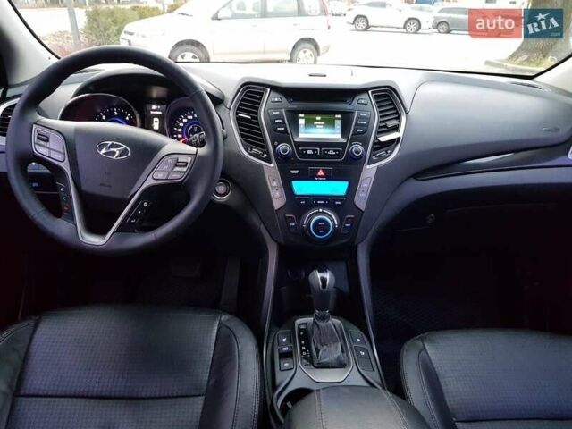 Черный Хендай Санта Фе, объемом двигателя 2.2 л и пробегом 159 тыс. км за 15900 $, фото 11 на Automoto.ua