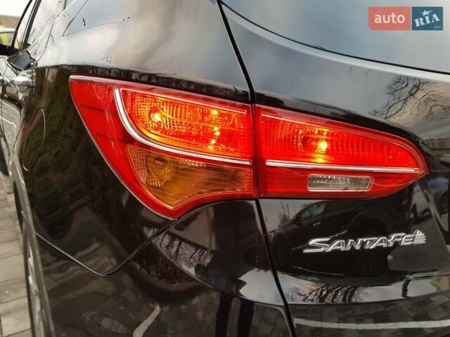 Черный Хендай Санта Фе, объемом двигателя 2.2 л и пробегом 159 тыс. км за 15900 $, фото 7 на Automoto.ua