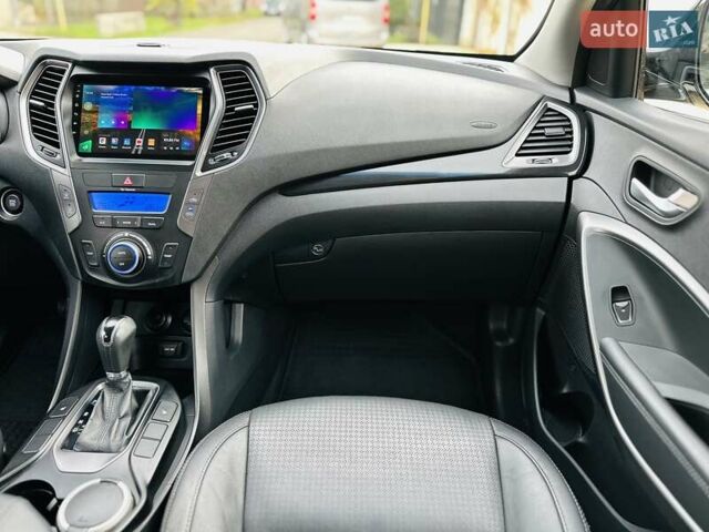 Черный Хендай Санта Фе, объемом двигателя 2.2 л и пробегом 137 тыс. км за 17800 $, фото 26 на Automoto.ua