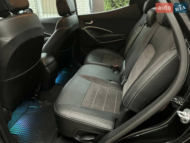 Черный Хендай Санта Фе, объемом двигателя 2.36 л и пробегом 166 тыс. км за 15000 $, фото 10 на Automoto.ua