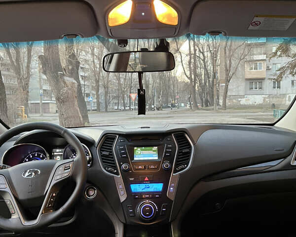 Чорний Хендай Санта Фе, об'ємом двигуна 2.36 л та пробігом 290 тис. км за 15500 $, фото 10 на Automoto.ua