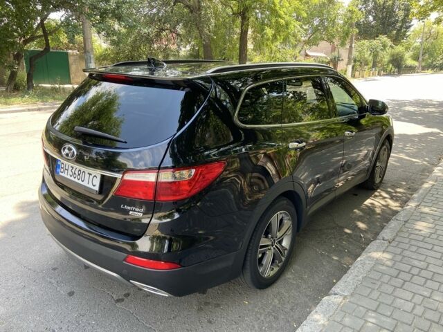 Черный Хендай Санта Фе, объемом двигателя 3.3 л и пробегом 240 тыс. км за 12800 $, фото 5 на Automoto.ua