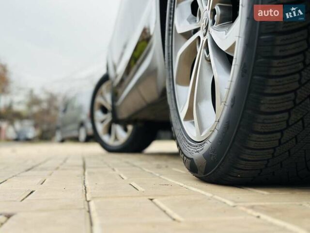 Черный Хендай Санта Фе, объемом двигателя 2.2 л и пробегом 137 тыс. км за 17800 $, фото 13 на Automoto.ua