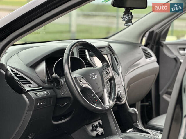 Черный Хендай Санта Фе, объемом двигателя 2.2 л и пробегом 204 тыс. км за 20700 $, фото 22 на Automoto.ua