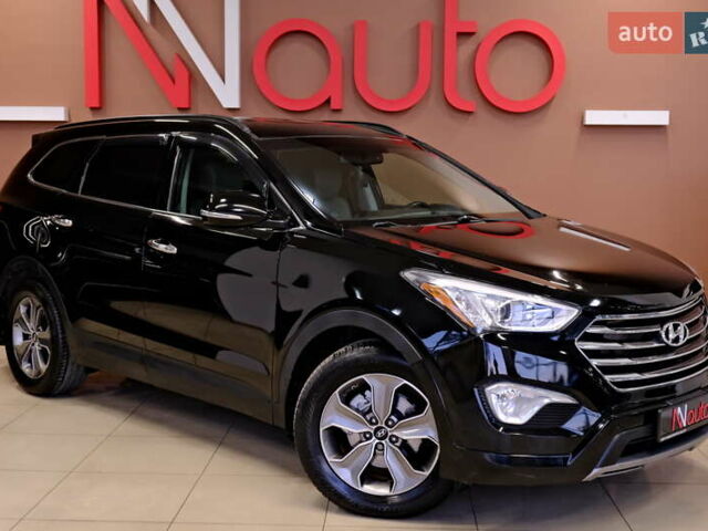 Черный Хендай Санта Фе, объемом двигателя 3.34 л и пробегом 164 тыс. км за 12900 $, фото 4 на Automoto.ua