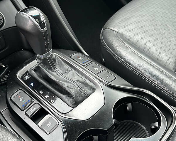 Черный Хендай Санта Фе, объемом двигателя 2.2 л и пробегом 204 тыс. км за 20700 $, фото 27 на Automoto.ua