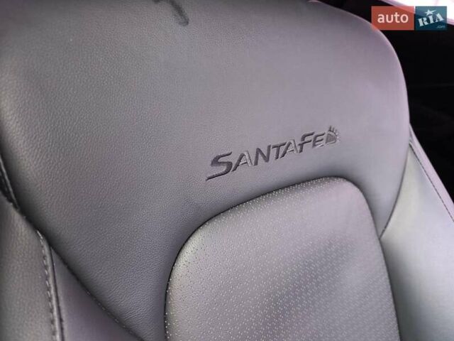 Черный Хендай Санта Фе, объемом двигателя 2 л и пробегом 211 тыс. км за 17200 $, фото 31 на Automoto.ua