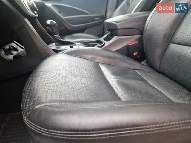 Черный Хендай Санта Фе, объемом двигателя 2.2 л и пробегом 94 тыс. км за 20300 $, фото 57 на Automoto.ua