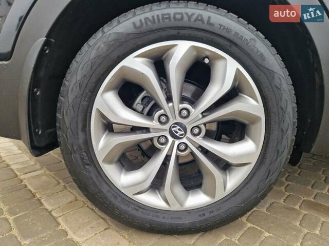 Черный Хендай Санта Фе, объемом двигателя 2.2 л и пробегом 94 тыс. км за 20300 $, фото 44 на Automoto.ua