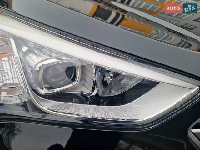 Черный Хендай Санта Фе, объемом двигателя 2.2 л и пробегом 94 тыс. км за 20300 $, фото 14 на Automoto.ua