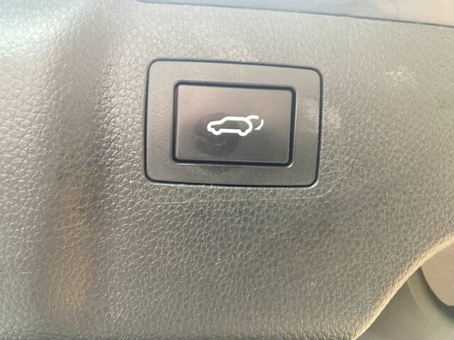 Черный Хендай Санта Фе, объемом двигателя 2.2 л и пробегом 217 тыс. км за 15900 $, фото 21 на Automoto.ua