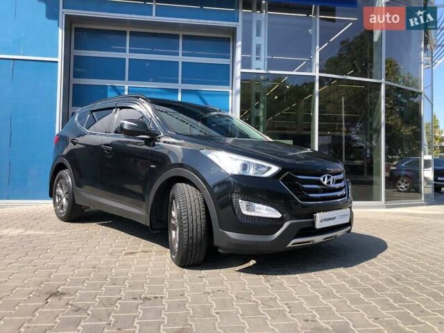 Черный Хендай Санта Фе, объемом двигателя 2.2 л и пробегом 280 тыс. км за 14799 $, фото 2 на Automoto.ua
