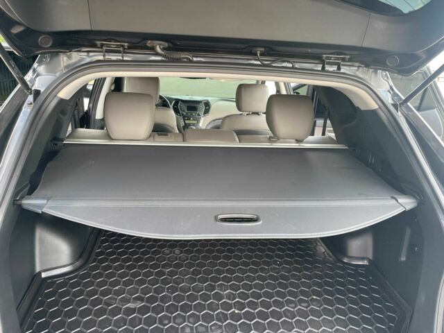 Чорний Хендай Санта Фе, об'ємом двигуна 2.4 л та пробігом 240 тис. км за 14300 $, фото 5 на Automoto.ua