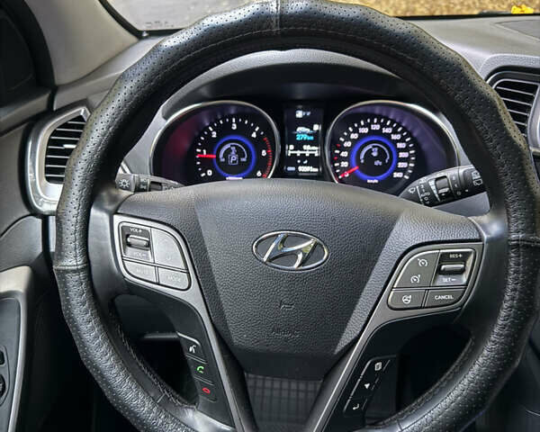 Хендай Санта Фе 2014 в Житомире на Automoto.ua Черный Хендай Санта Фе, объемом двигателя 2.2 л и пробегом 94 тыс. км за 19000 $, фото 19 на Automoto.ua