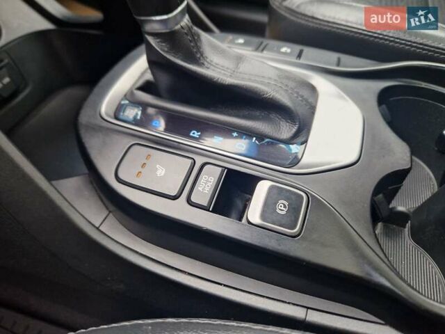 Черный Хендай Санта Фе, объемом двигателя 2.2 л и пробегом 94 тыс. км за 20300 $, фото 68 на Automoto.ua