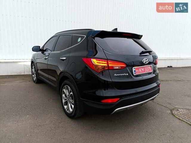 Черный Хендай Санта Фе, объемом двигателя 2 л и пробегом 211 тыс. км за 17200 $, фото 7 на Automoto.ua