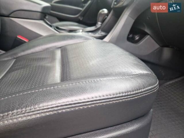 Черный Хендай Санта Фе, объемом двигателя 2.2 л и пробегом 94 тыс. км за 20300 $, фото 81 на Automoto.ua