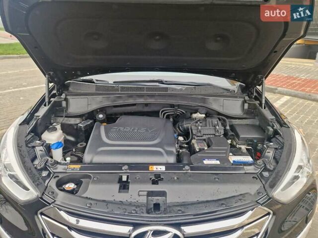 Черный Хендай Санта Фе, объемом двигателя 2.2 л и пробегом 94 тыс. км за 20300 $, фото 91 на Automoto.ua