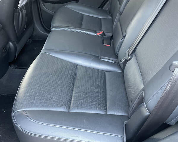 Черный Хендай Санта Фе, объемом двигателя 2.2 л и пробегом 255 тыс. км за 17500 $, фото 13 на Automoto.ua