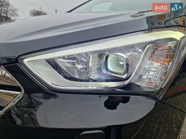 Черный Хендай Санта Фе, объемом двигателя 2.2 л и пробегом 94 тыс. км за 20300 $, фото 52 на Automoto.ua