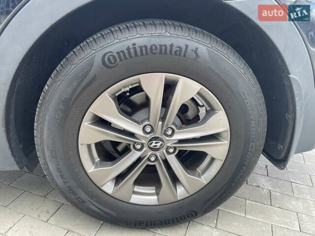 Чорний Хендай Санта Фе, об'ємом двигуна 2.36 л та пробігом 240 тис. км за 15500 $, фото 19 на Automoto.ua