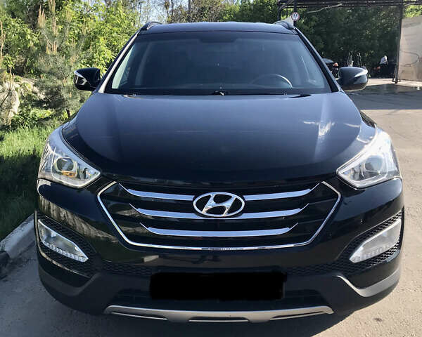 Черный Хендай Санта Фе, объемом двигателя 2.2 л и пробегом 225 тыс. км за 17000 $, фото 3 на Automoto.ua