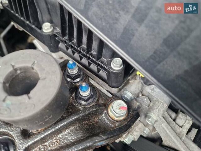 Черный Хендай Санта Фе, объемом двигателя 2.2 л и пробегом 94 тыс. км за 20300 $, фото 95 на Automoto.ua