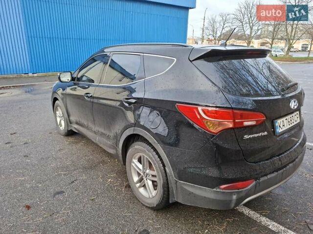 Черный Хендай Санта Фе, объемом двигателя 2.2 л и пробегом 215 тыс. км за 15500 $, фото 4 на Automoto.ua