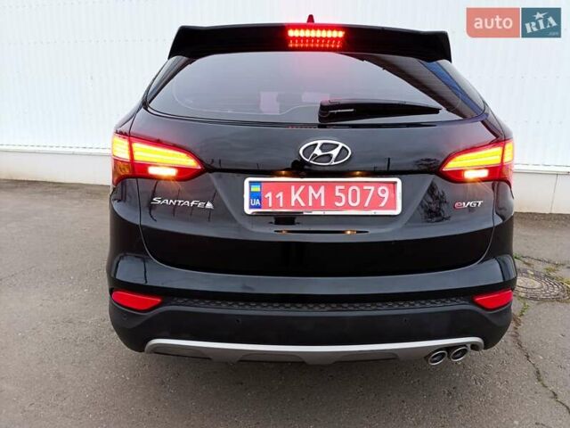 Черный Хендай Санта Фе, объемом двигателя 2 л и пробегом 211 тыс. км за 17200 $, фото 6 на Automoto.ua