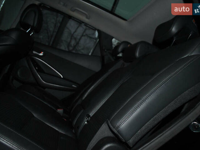 Чорний Хендай Санта Фе, об'ємом двигуна 2.2 л та пробігом 168 тис. км за 18600 $, фото 19 на Automoto.ua