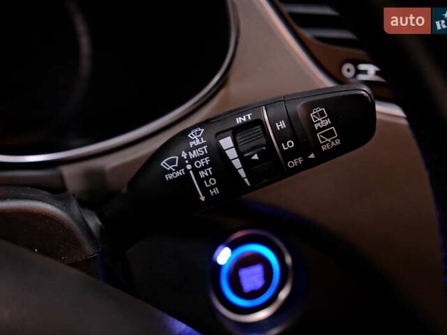 Черный Хендай Санта Фе, объемом двигателя 3.34 л и пробегом 164 тыс. км за 12900 $, фото 22 на Automoto.ua