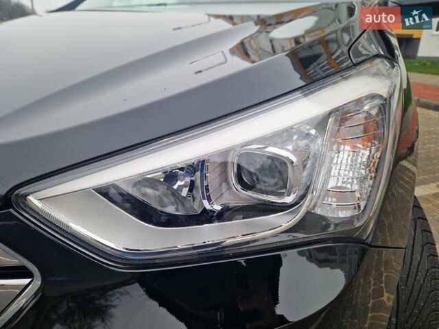 Черный Хендай Санта Фе, объемом двигателя 2.2 л и пробегом 94 тыс. км за 20300 $, фото 19 на Automoto.ua