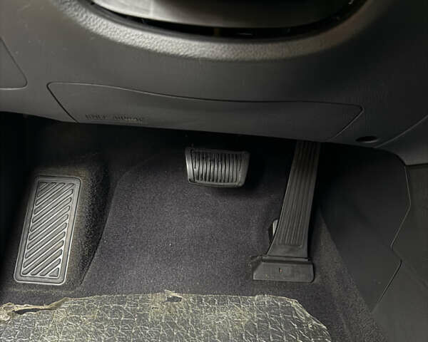 Хендай Санта Фе 2014 в Житомире на Automoto.ua Черный Хендай Санта Фе, объемом двигателя 2.2 л и пробегом 94 тыс. км за 19000 $, фото 17 на Automoto.ua