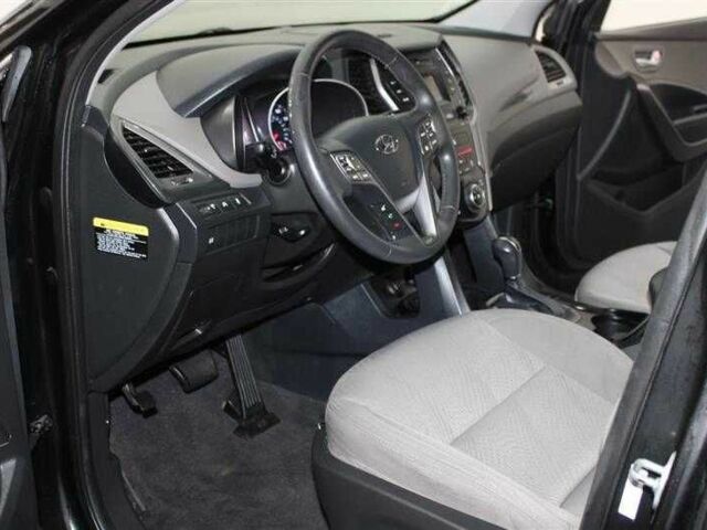 Чорний Хендай Санта Фе, об'ємом двигуна 2.4 л та пробігом 116 тис. км за 12000 $, фото 9 на Automoto.ua