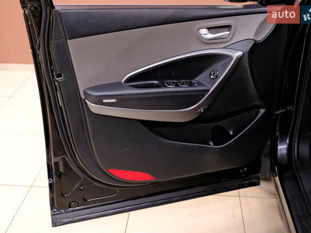 Черный Хендай Санта Фе, объемом двигателя 3.34 л и пробегом 164 тыс. км за 12900 $, фото 27 на Automoto.ua