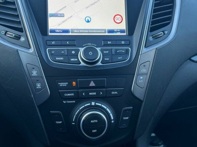 Черный Хендай Санта Фе, объемом двигателя 0 л и пробегом 140 тыс. км за 7100 $, фото 6 на Automoto.ua