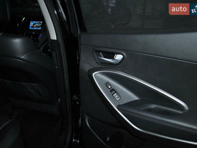 Чорний Хендай Санта Фе, об'ємом двигуна 2.2 л та пробігом 168 тис. км за 18600 $, фото 28 на Automoto.ua