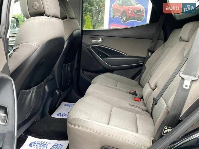 Черный Хендай Санта Фе, объемом двигателя 2.36 л и пробегом 150 тыс. км за 12700 $, фото 14 на Automoto.ua