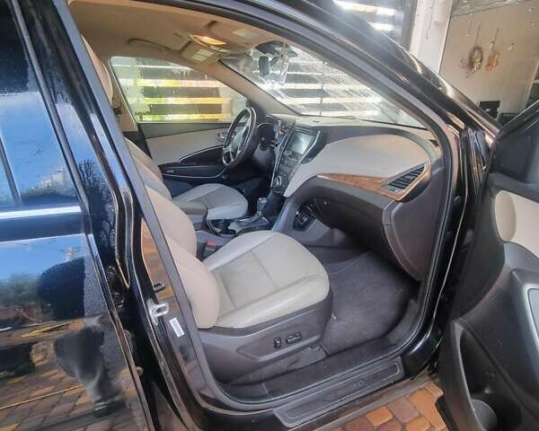 Черный Хендай Санта Фе, объемом двигателя 2 л и пробегом 141 тыс. км за 12800 $, фото 11 на Automoto.ua