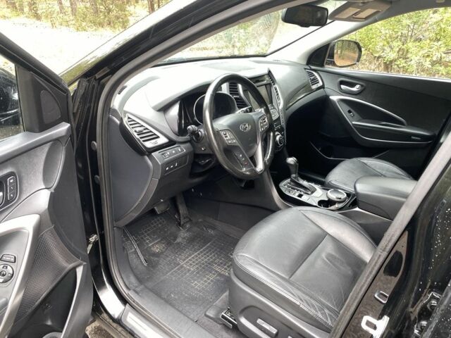 Черный Хендай Санта Фе, объемом двигателя 2.2 л и пробегом 217 тыс. км за 15900 $, фото 11 на Automoto.ua