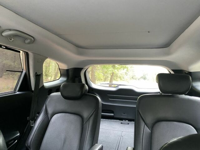 Черный Хендай Санта Фе, объемом двигателя 2.2 л и пробегом 217 тыс. км за 15900 $, фото 20 на Automoto.ua